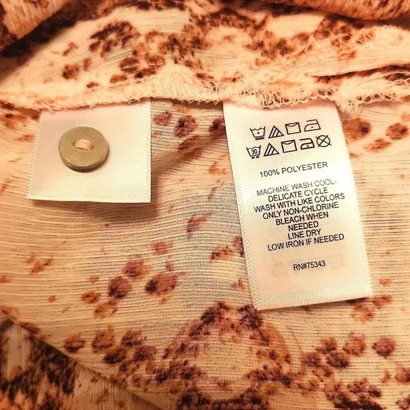 NWOT Rachel Zoe snakeskin print sleeveless button front blouse Size Small - Picture 5 of 5